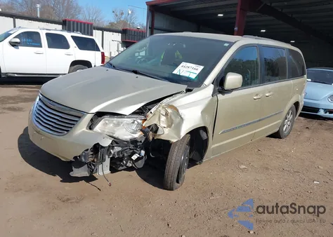 2011 Chrysler Town & Country Touring z USA, uszkodzony, nr VIN 2A4RR5DG2BR780023